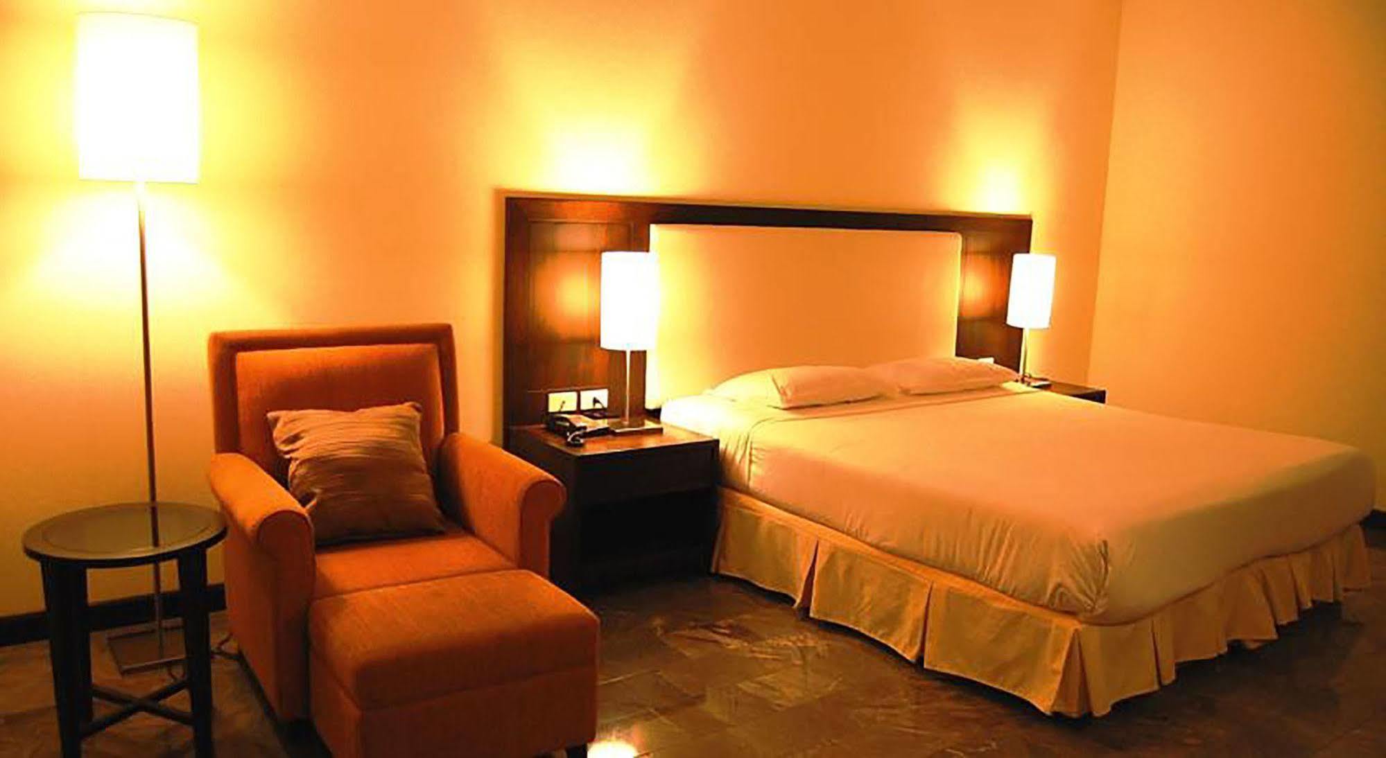 Royal Lanna Hotel Chiang Mai Eksteriør bilde